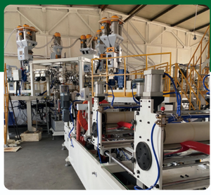 Экструзионная линия для производства настраиваемых 3-5-слойных коэкструдированных пластиковых оболочек для колбасных изделий