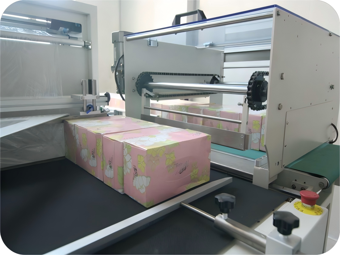 Многофункциональная машина для упаковки в термоусадочную пленку для спортивных товаров Машина для обертывания упаковочной пленки с рукавами POF Машина для упаковки в термоусадочную пленку